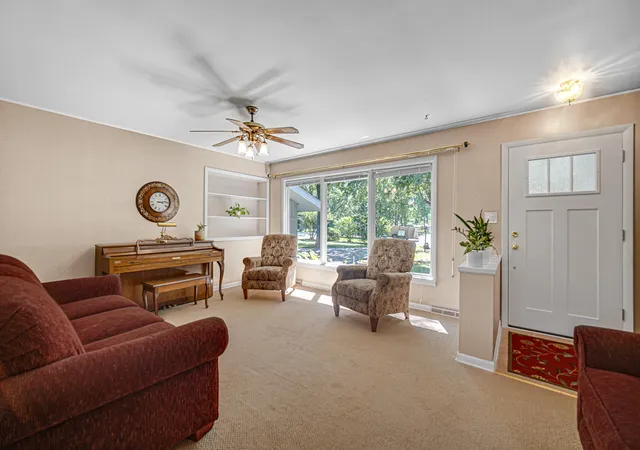 2nd image of 8805 Lee St, Crown Point, IN 46307 | MLS# 843021