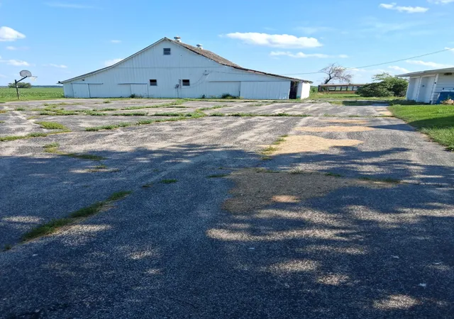 Photo 2 of Sale Pending at 15693 W 800 South, Francesville, IN 47946 | MLS# 842993 | Listing updated on 2026-07-30