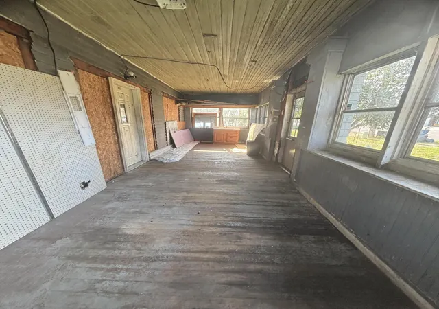 2nd image of 109 E Prairie St, Goodland, IN 47948 | MLS# 843028