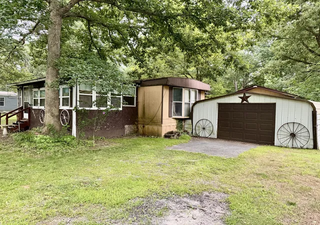 image of 4251 Heritage Dr N, Wheatfield, IN 46392 | MLS# 842998