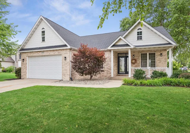 1st image of 6976 Squirrel Creek Ave, Portage, IN 46368 | MLS# 843113