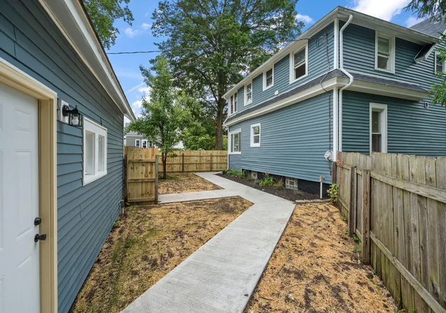 4th image of 302 G St, La Porte, IN 46350 | MLS# 842999