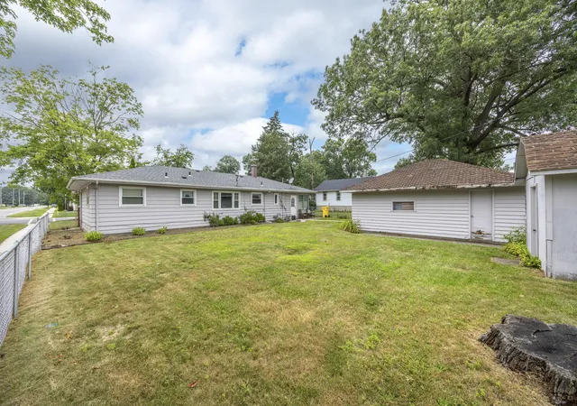 22nd image of 203 N Wiggs St, Griffith, IN 46319 | MLS# 843051