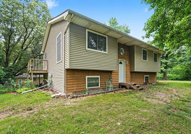 1st image of 445 E 1100 N, Wheatfield, IN 46392 | MLS# 843014