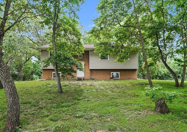 Photo 2 of Single family home for sale at 445 E 1100 North, Wheatfield, IN 46392 | MLS# 843014 | Listing updated on 2026-09-03