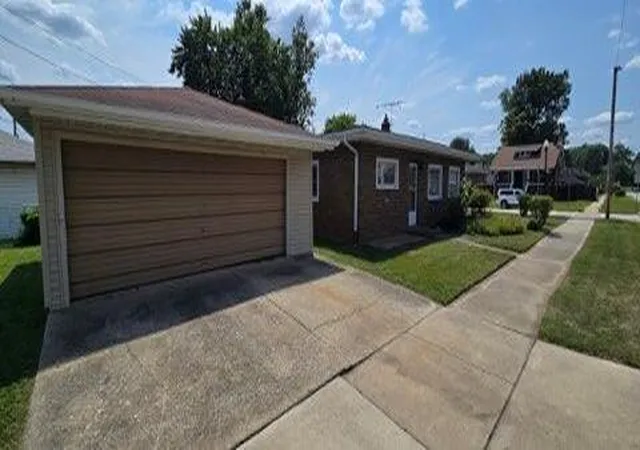 2nd image of 7203 Marshall Ave, Hammond, IN 46323 | MLS# 843022