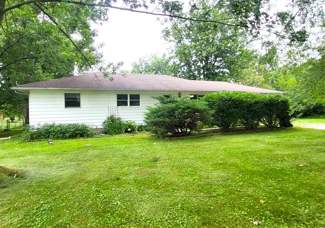 1st image of 268 S State Rd 2, Hebron, IN 46341 | MLS# 843036