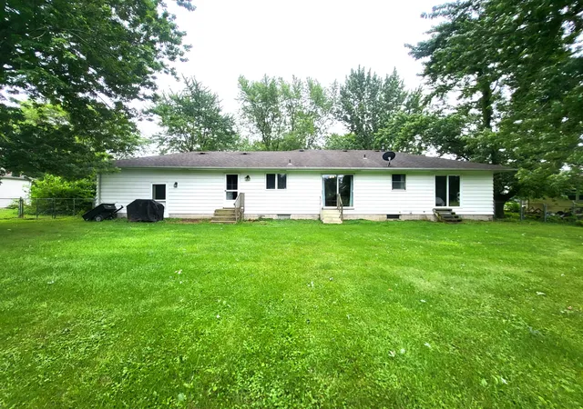 5th image of 268 S State Rd 2, Hebron, IN 46341 | MLS# 843036