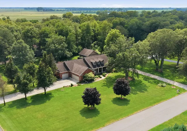 2nd image of 3663 Woodgate Dr, Wheatfield, IN 46392 | MLS# 843067