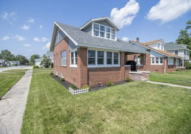 image of 102 E Washington St, Morocco, IN 47963 | MLS# 843032