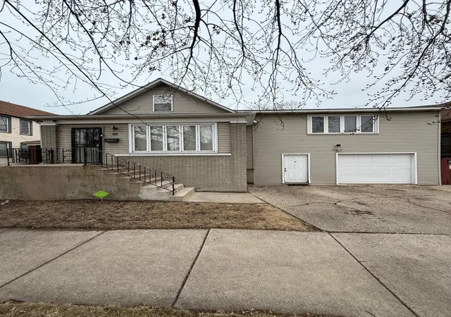 1st image of 1539 Myrtle Ave, Whiting, IN 46394 | MLS# 843041