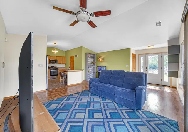 4th image of 1105 W 89Th Ct W, Merrillville, IN 46410 | MLS# 843134