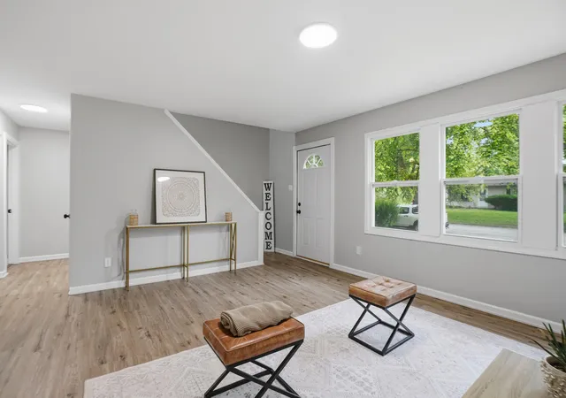3rd image of 436 Piedmont Rd, Valparaiso, IN 46385 | MLS# 843063