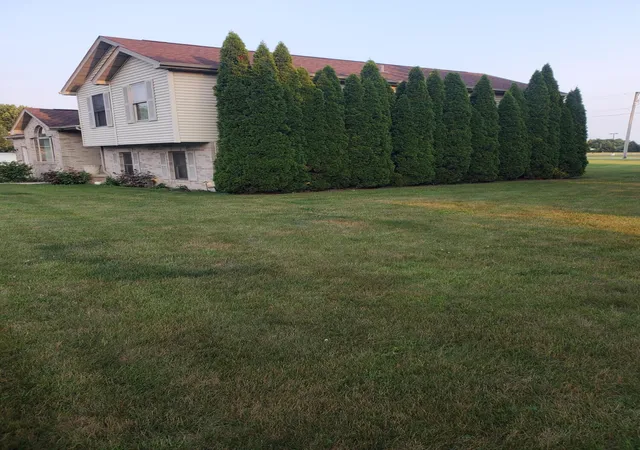 2nd image of 6879 Fox Tail Ave, Portage, IN 46368 | MLS# 843088