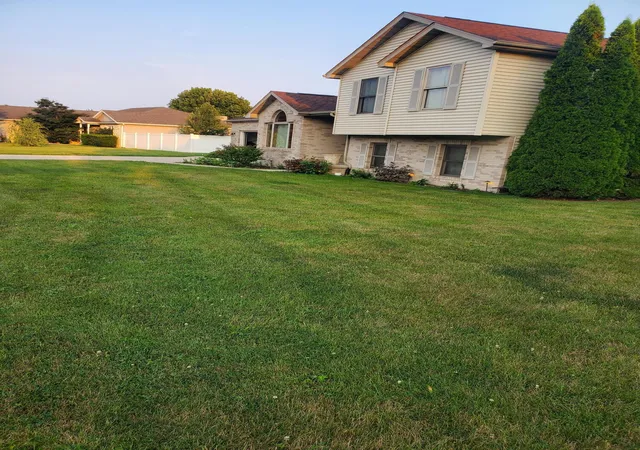 4th image of 6879 Fox Tail Ave, Portage, IN 46368 | MLS# 843088