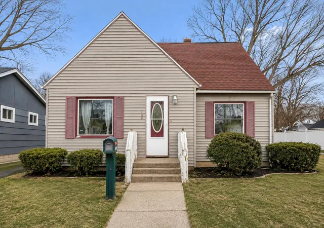 1st image of 132 Hendricks St, Michigan City, IN 46360 | MLS# 843402