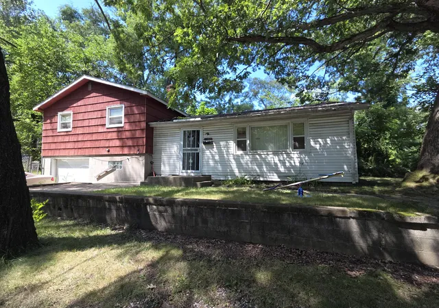 1st image of 1431 E 41st Ave, Gary, IN 46409 | MLS# 843111