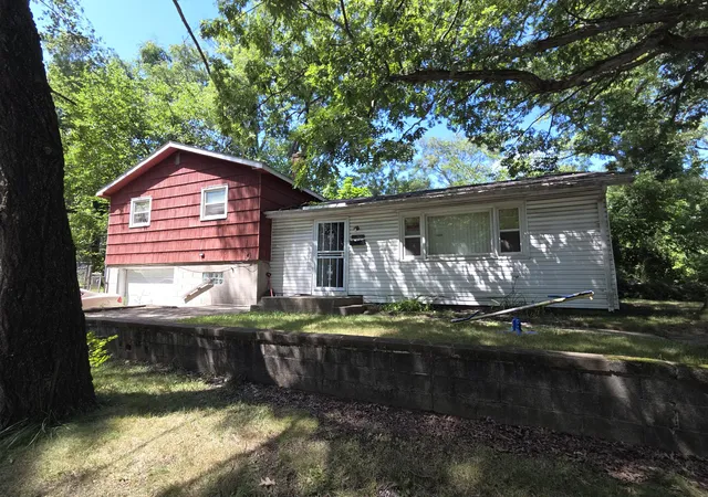 2nd image of 1431 E 41st Ave, Gary, IN 46409 | MLS# 843111