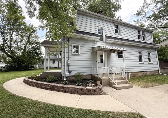 Photo 2 of Sale Pending at 1601 5th Street, La Porte, IN 46350 | MLS# 843084 | Listing updated on 2026-10-02