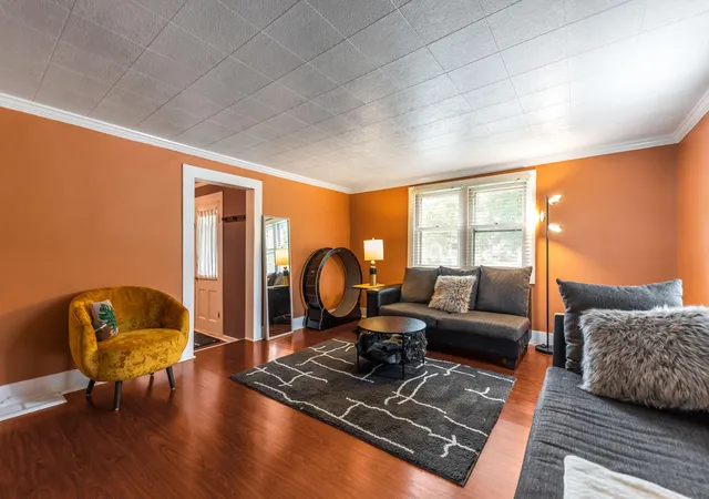 2nd image of 613 W Joliet St, Crown Point, IN 46307 | MLS# 843118