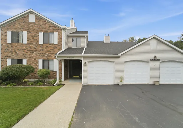 1st image of 1913 David Dr, Chesterton, IN 46304 | MLS# 843092