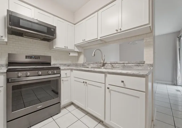 5th image of 1913 David Dr, Chesterton, IN 46304 | MLS# 843092