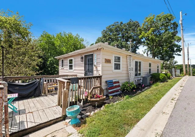 1st image of 7401 W 126th Ave, Crown Point, IN 46307 | MLS# 843131