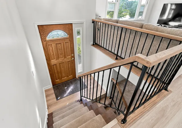 Photo 2 of Single family home for sale at 431 Osage Dr, Dyer, IN 46311 | MLS# 843181 | Listing updated on 2026-09-27
