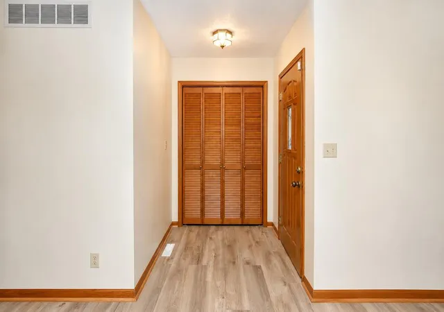 2nd image of 142 Sagamore Pkwy, La Porte, IN 46350 | MLS# 843138