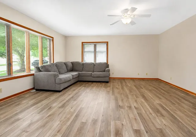 Photo 3 of Condo for sale at 142 Sagamore Pkwy, La Porte, IN 46350 | MLS# 843138 | Listing updated on 2026-08-31