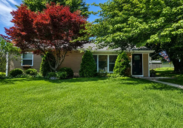 1st image of 1305 Napoleon St, Valparaiso, IN 46383 | MLS# 843223