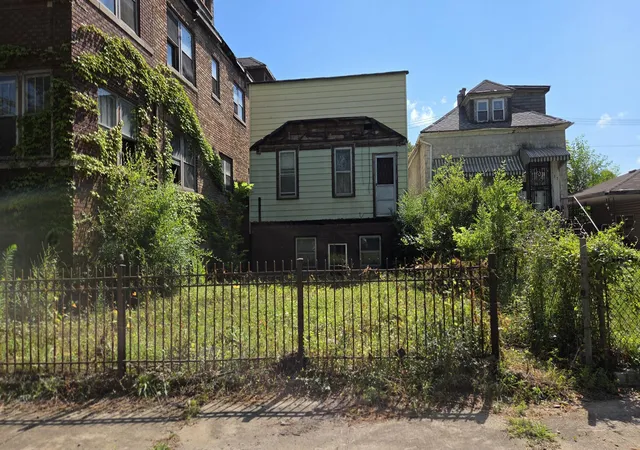 2nd image of 1531 Van Buren St, Gary, IN 46407 | MLS# 843139