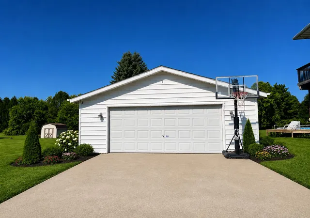 22nd image of 406 Northfield Ln, Valparaiso, IN 46383 | MLS# 843142