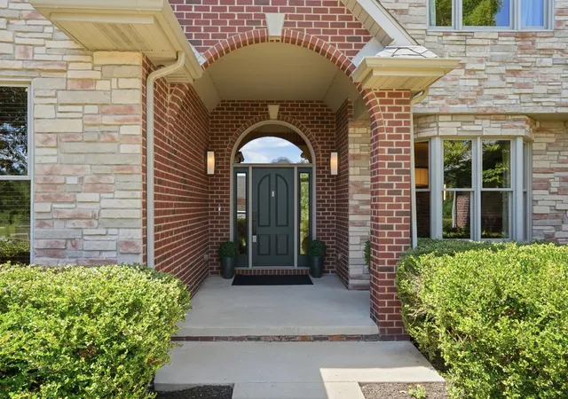 4th image of 8826 Schafer Dr, Saint John, IN 46373 | MLS# 843231