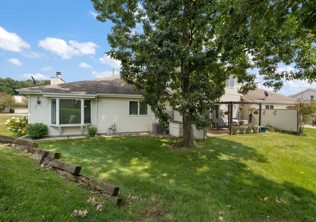 22nd image of 2251 Deerpath Dr W, Schererville, IN 46375 | MLS# 843176