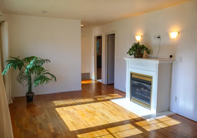 Photo 3 of Single family home for sale at 205 Grace St, Michigan City, IN 46360 | MLS# 843215 | Listing updated on 2026-08-11