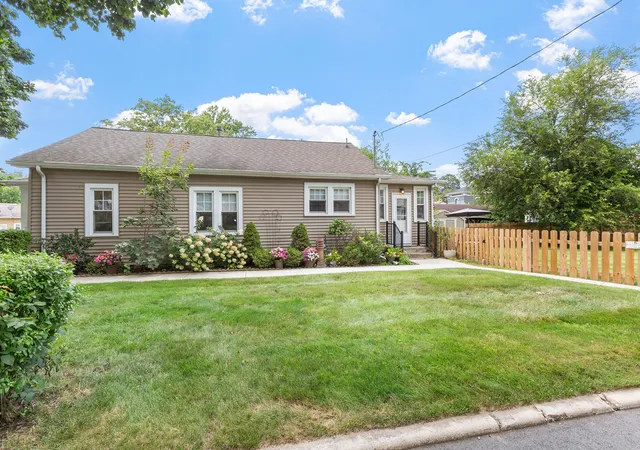20th image of 307 Institute St, Valparaiso, IN 46383 | MLS# 843203