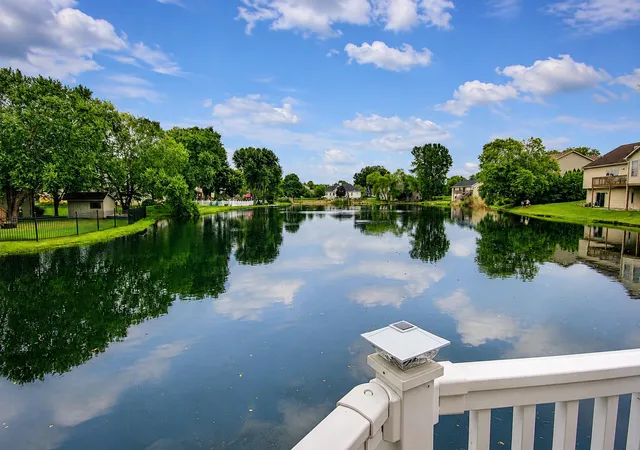 2nd image of 37 Covington Dr, Valparaiso, IN 46385 | MLS# 843290