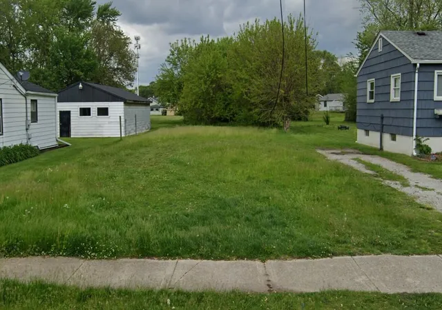 2nd image of 1323 170th St, Hammond, IN 46324 | MLS# 843193