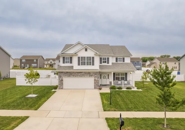 1st image of 11163 Fayette St, Crown Point, IN 46307 | MLS# 843264
