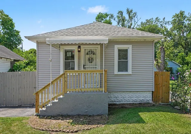 Photo 1 of Sale Pending at 1154 Durbin St, Gary, IN 46406 | MLS# 843240 | Listing updated on 2026-09-25