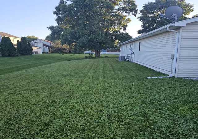 image of 155 Plum Creek Dr, Schererville, IN 46375 | MLS# 843235