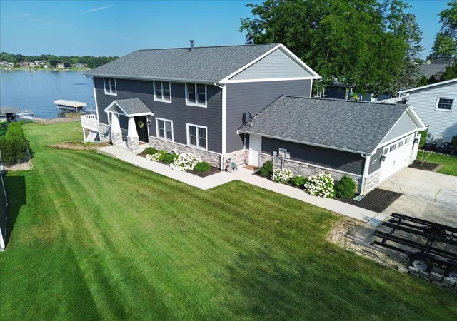 2nd image of 3496 W Lakeshore Dr, Crown Point, IN 46307 | MLS# 843237