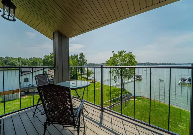 Photo 3 of Condo for sale at 8121 Lake Shore Dr #6, Cedar Lake, IN 46303 | MLS# 843233 | Listing updated on 2026-08-01