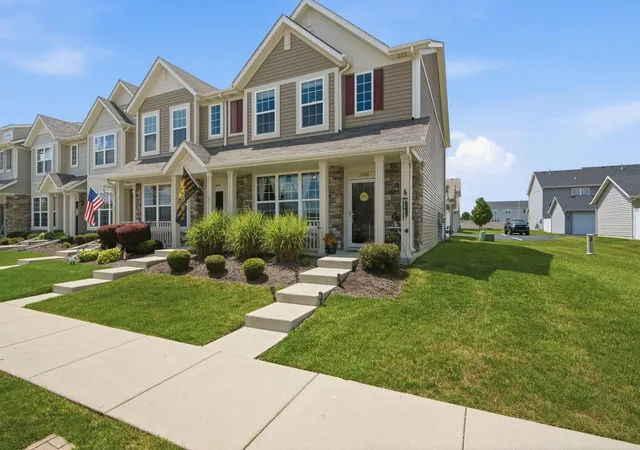 1st image of 11400 Vermont St, Crown Point, IN 46307 | MLS# 843244