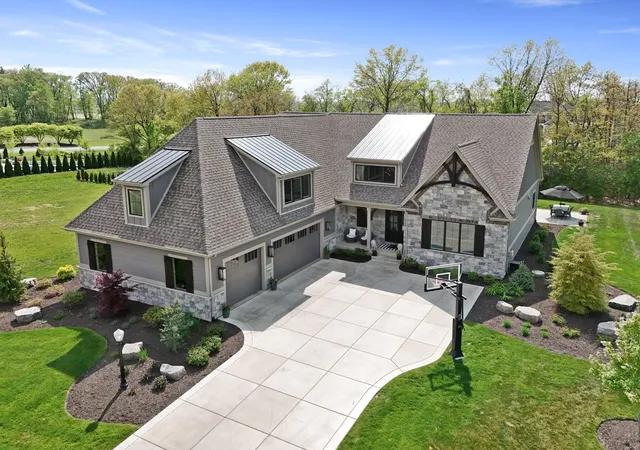 5th image of 3703 Brigata Dr, Valparaiso, IN 46385 | MLS# 843250