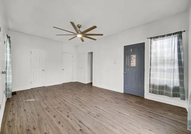3rd image of 610 Highland St, Hammond, IN 46320 | MLS# 843263