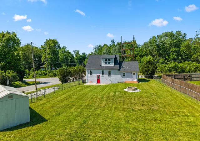 image of 799 N 400 E, Valparaiso, IN 46383 | MLS# 843280