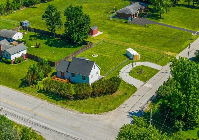 image of 799 N 400 E, Valparaiso, IN 46383 | MLS# 843280