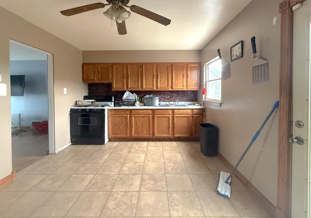 5th image of 5609 Baring Ave, East Chicago, IN 46312 | MLS# 843297